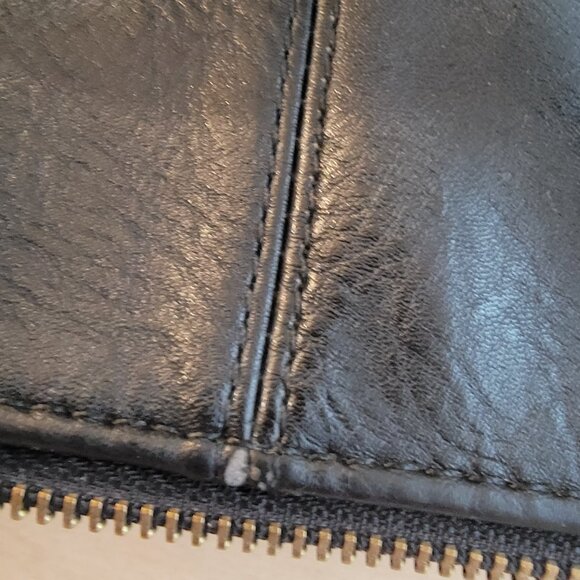 Joy Black Shoulder Purse with Floral Inside - Picture 5 of 6